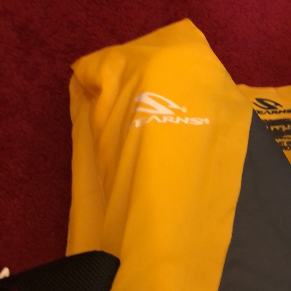 Stearns Youth WaterSki Vest, yellow, size 8 - Picture 4 of 5